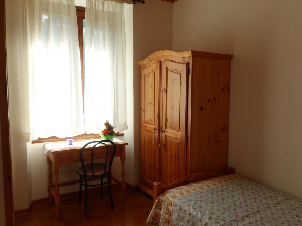 Mola Solis Civitella d'Agliano Room photo